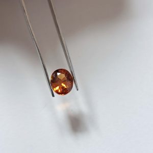 Hessounite Garnet (ct 1.7)